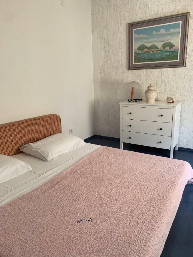 Apartman M&M Apartment พาก ภายนอก รูปภาพ